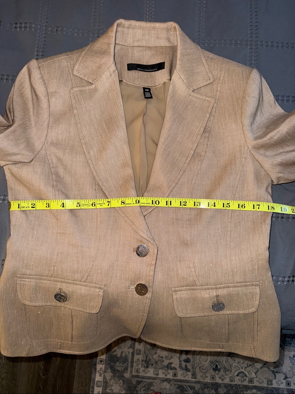 White House Black Market 10P Tan Blazer. Patch pockets excellent condition. - Picture 14 of 14